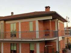 Foto Appartamento in Vendita, pi di 6 Locali, 2 Camere, 90 mq (CHIUS