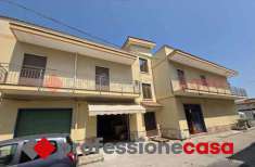 Foto Appartamento in Vendita, pi di 6 Locali, 280 mq (Taranto)