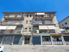 Foto Appartamento in Vendita, pi di 6 Locali, 3 Camere, 120 mq (PICE