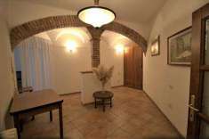 Foto Appartamento in Vendita, pi di 6 Locali, 3 Camere, 155 mq (AULL