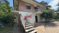 Foto Appartamento in Vendita, pi di 6 Locali, 340 mq (Verucchio)