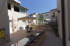 Foto Appartamento in Vendita, pi di 6 Locali, 380 mq (Viareggio)