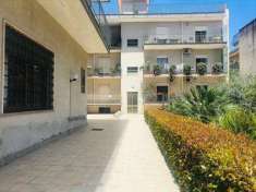 Foto Appartamento in Vendita, pi di 6 Locali, 4 Camere, 130 mq (MASC