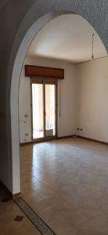 Foto Appartamento in Vendita, pi di 6 Locali, 4 Camere, 240 mq (SALE