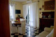 Foto Appartamento in Vendita, pi di 6 Locali, 4 Camere, 250 mq (PONT