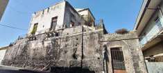 Foto Appartamento in Vendita, pi di 6 Locali, 460 mq (ACIREALE GUARD