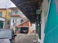 Foto Appartamento in Vendita, pi di 6 Locali, 6 Camere, 290 mq (LUNI