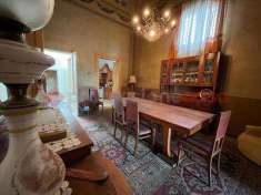 Foto Appartamento in Vendita, pi di 6 Locali, 600 mq (Manduria)