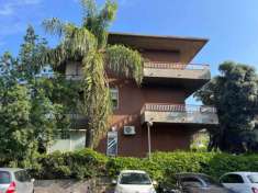 Foto Appartamento in vendita a Aci Castello - 4 locali 123mq