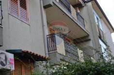 Foto Appartamento in vendita a Aci Castello - 5 locali 115mq