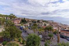 Foto Appartamento in vendita a Aci Castello
