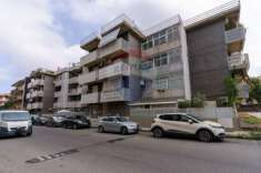 Foto Appartamento in vendita a Aci Catena - 4 locali 110mq