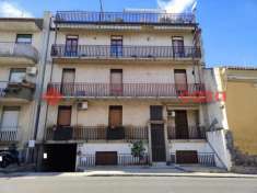 Foto Appartamento in vendita a Aci Catena - 4 locali 81mq