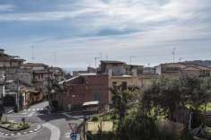 Foto Appartamento in vendita a Aci Catena