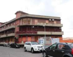 Foto Appartamento in vendita a Aci Catena