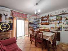 Foto Appartamento in vendita a Aci Catena