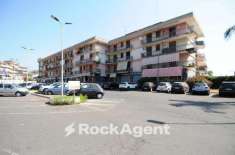 Foto Appartamento in vendita a Aci Catena