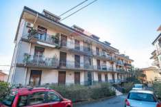 Foto Appartamento in vendita a Aci Sant'Antonio - 4 locali 90mq