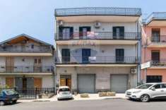 Foto Appartamento in vendita a Aci Sant'Antonio - 5 locali 177mq