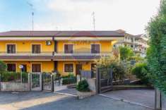 Foto Appartamento in vendita a Aci Sant'Antonio