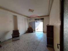 Foto Appartamento in vendita a Acireale - 7 locali 124mq