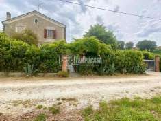 Foto Appartamento in vendita a Agugliano