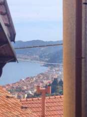 Foto Appartamento in vendita a Alassio