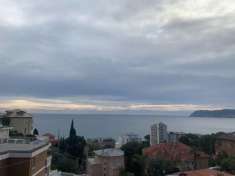 Foto Appartamento in vendita a Alassio