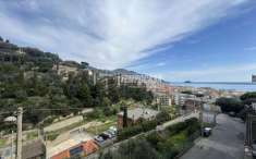 Foto Appartamento in vendita a Alassio