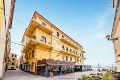 Foto Appartamento in vendita a Alassio