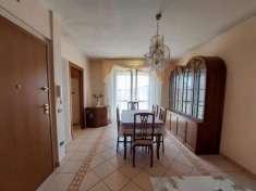 Foto Appartamento in vendita a Alba Adriatica - 4 locali 90mq