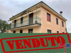 Foto Appartamento in vendita a Ambivere