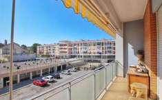 Foto Appartamento in vendita a Ancona