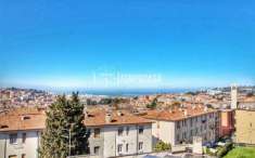 Foto Appartamento in vendita a Ancona