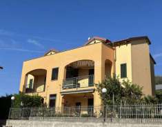 Foto Appartamento in vendita a Andora