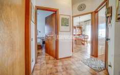 Foto Appartamento in vendita a Angera