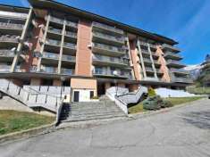 Foto Appartamento in vendita a Aosta - 2 locali 80mq
