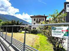 Foto Appartamento in vendita a Aosta