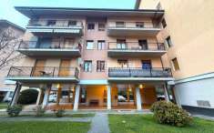 Foto Appartamento in vendita a Aosta