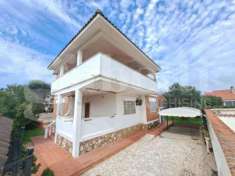 Foto Appartamento in vendita a Ardea - 4 locali 90mq