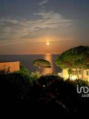 Foto Appartamento in vendita a Arenzano
