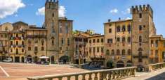 Foto Appartamento in vendita a Arezzo