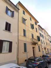 Foto Appartamento in Vendita a Arezzo Via Piave,  41