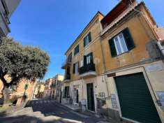 Foto Appartamento in vendita a Ariccia - 3 locali 75mq