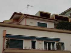 Foto Appartamento in vendita a Arona - 3 locali 115mq