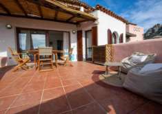 Foto Appartamento in vendita a Arzachena - 3 locali 77mq