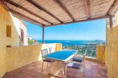 Foto Appartamento in vendita a Arzachena