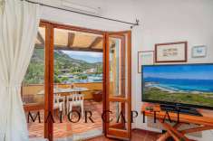 Foto Appartamento in vendita a Arzachena