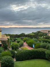 Foto Appartamento in vendita a Arzachena