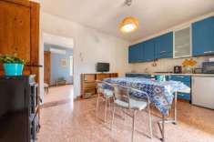 Foto Appartamento in vendita a Assisi - 4 locali 98mq